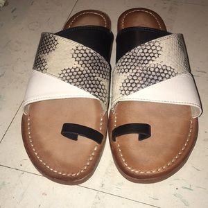 Johnston & Murphy Sandals